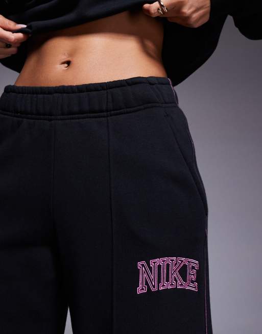 Nike retro logo straight leg sweatpants in black | ASOS