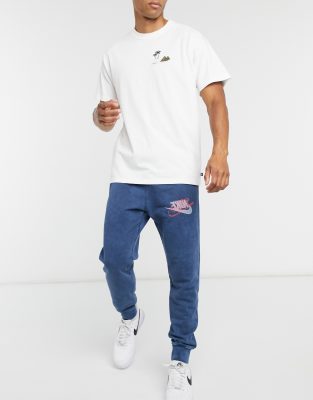 mom jeans business casual
