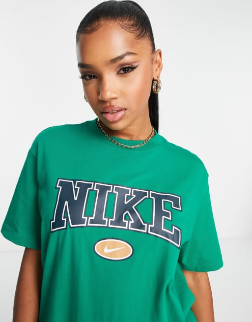 Nike Retro t shirt in green