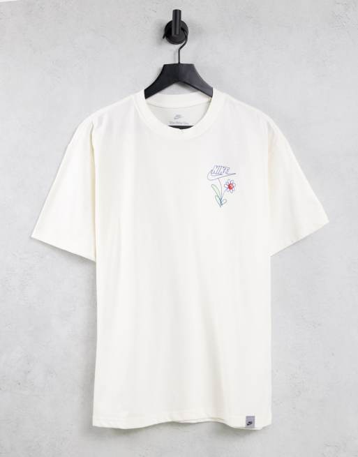 Cream nike hot sale t shirt