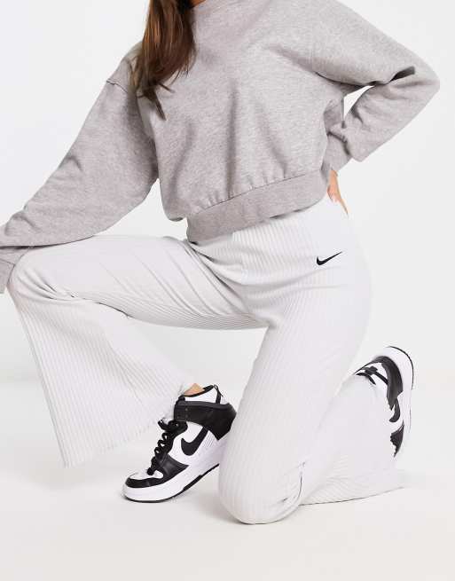 Nike ribbed sweatpants new arrivals