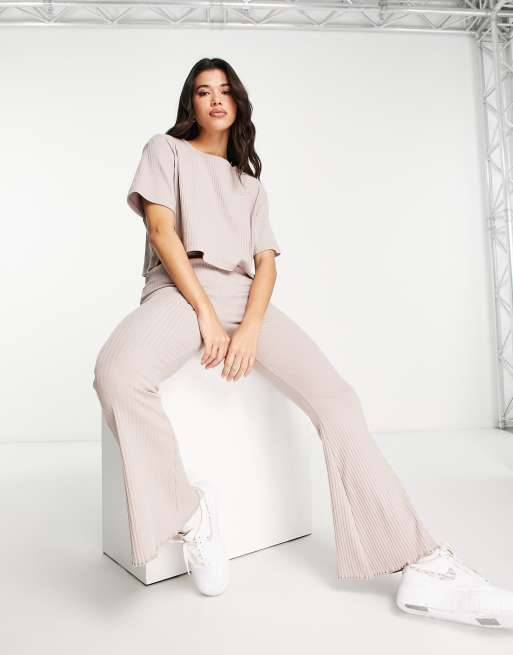 Nike Ribbed Jersey Pants in Diffused Taupe