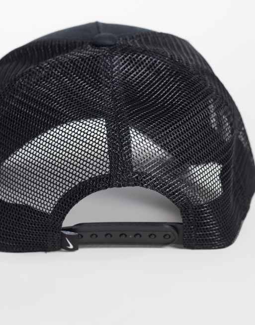 Nike Rise Swoosh cap in black , 3 of 3