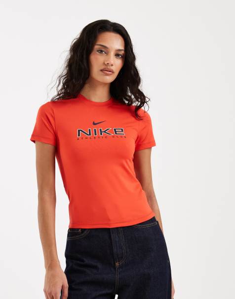 Nike – Röd, liten t-shirt med collegetryck - view 1