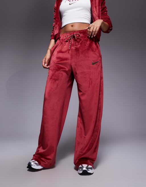 Nike – Röda, vida mjukisbyxor i velour, 2 av 5