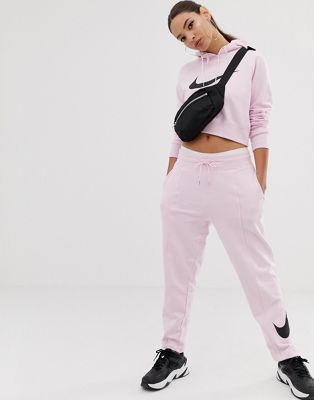 Nike – Rosa träningsbyxor med swoosh-logga