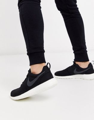 Nike Roshe One sneakers in black | ASOS