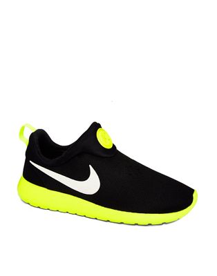 Nike - Roshe Run - Scarpe da ginnastica senza lacci | ASOS