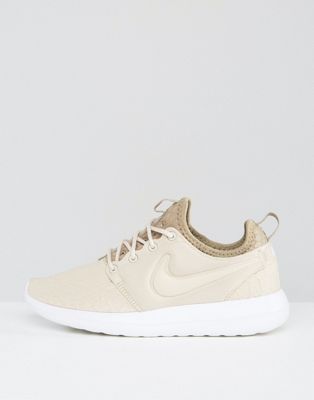 Roshe Two Trainers In Beige ASOS