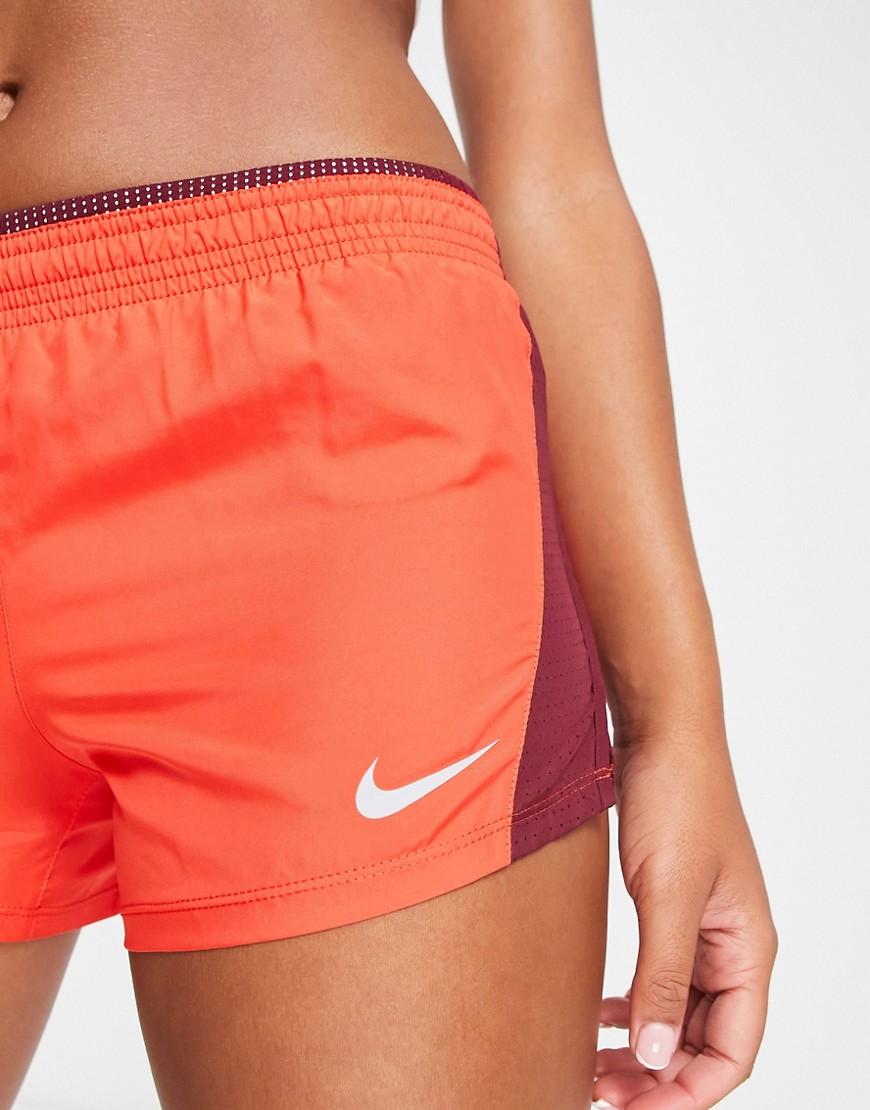 Nike Running 10k shorts in light crimson-Red
