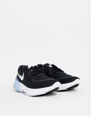 nike running 2 pod joyride trainers in black