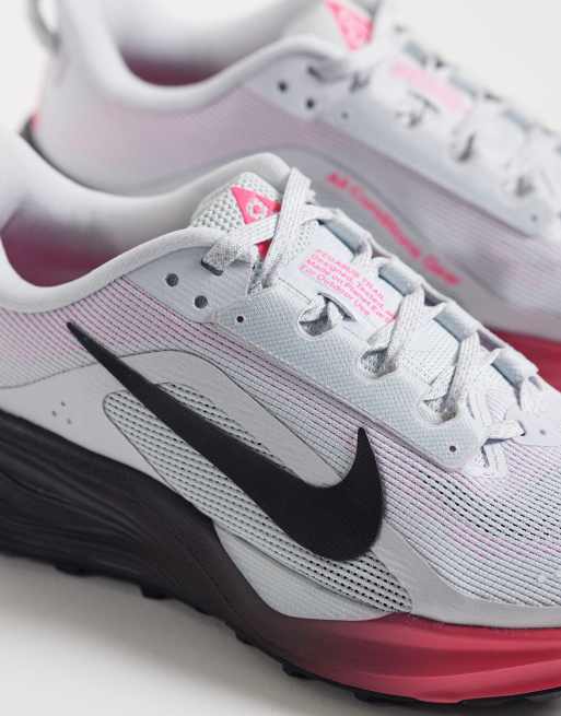 Nike Running ACG Pegasus Trail baskets blanches et noires, 3 de 5