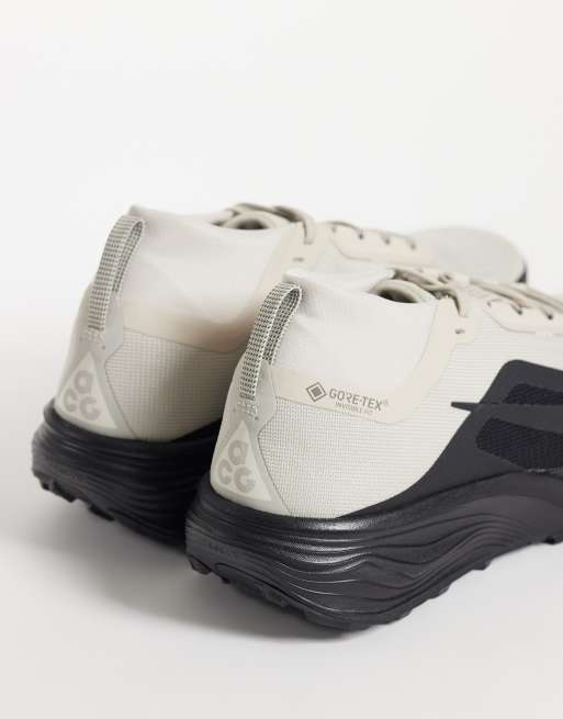 Nike Running ACG Pegasus Trail Gore-Tex trainers in cream & black, 2 of 5