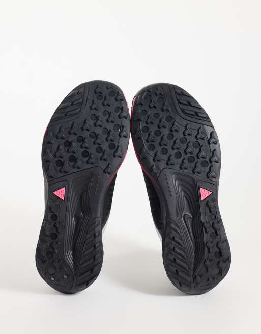 Nike Running ACG Pegasus Trail Gore-Tex trainers in white & black, 5 of 5