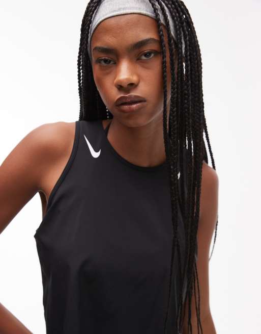Nike Running – Aeroswift Dri-FIT – Plissiertes Trägertop in Schwarz, 2 von 4