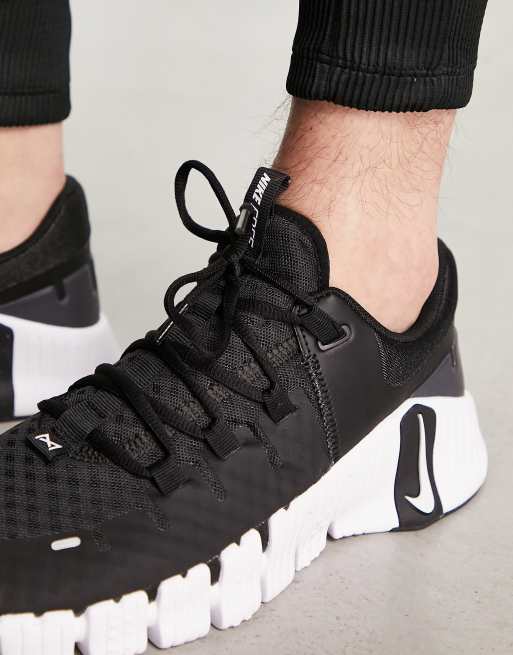 Nike Running Air Free Metcon 2 sneakers in black |