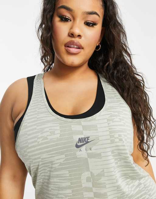 Nike mesh store logo vest