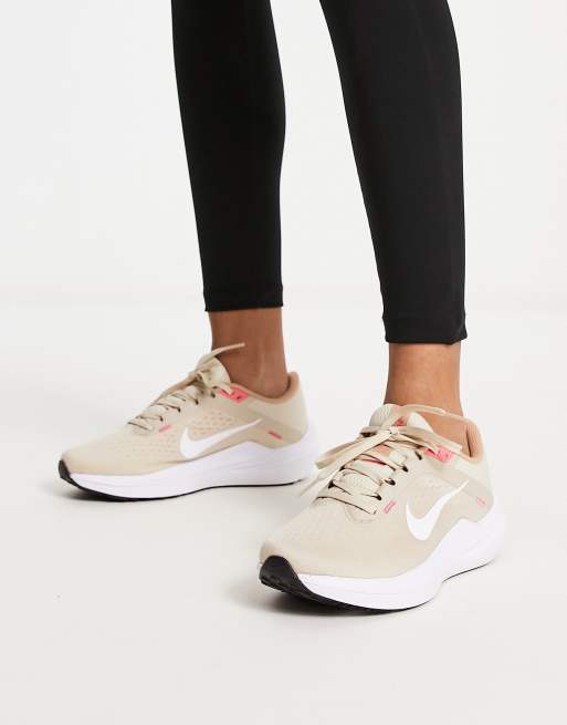 Nike Running – Air Winflo 10 – Laufschuhe in Sand, 3 von 4