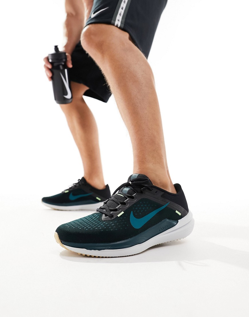 Nike Running Air Winflo 10 trainers in black and teal