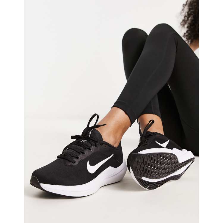 Nike zoom hotsell 4 winflo