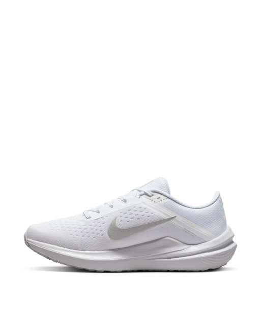 Nike Running Air Winflo 10 trainers in white and silver | ASOS