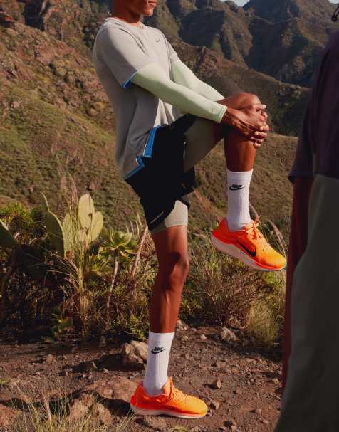 Nike Running - Air Winflo 11 - Baskets - Orange - view 1