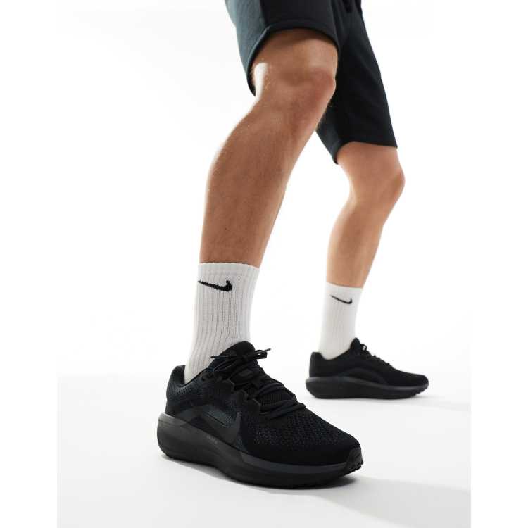 Nike Running Air Winflo 11 sneakers in black | ASOS
