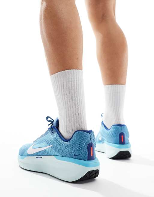 Nike Running Air Winflo 11 sneakers in blue | ASOS display picture 1