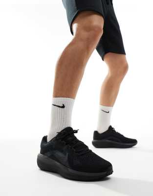 Nike Running Air Winflo 11 trainers in black φωτογραφία