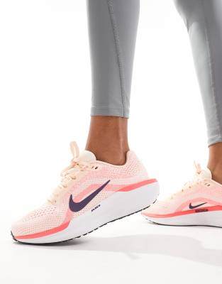 Nike Running Air Winflo 11 trainers in pink φωτογραφία