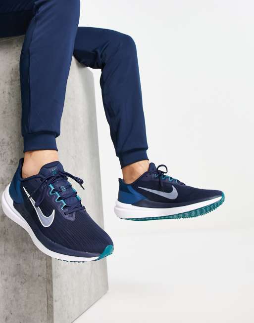 women's navy nike trainers