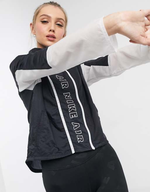 black nike zip up jacket