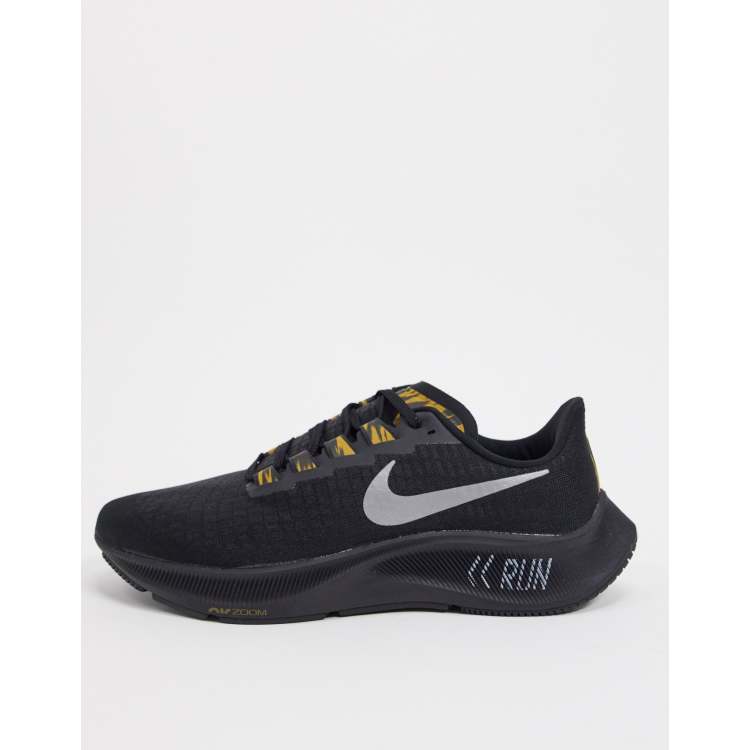 Nike air pegasus black cheap and gold