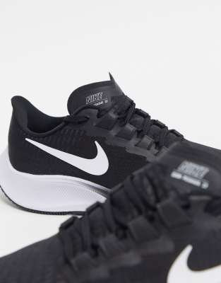 nike mens black and white trainers