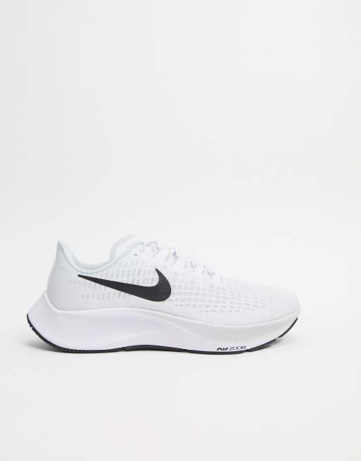 Nike store pegasus bianche