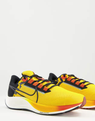 Mellow Inactief schandaal Nike Running - Air Zoom Pegasus 38 Ediken - Sneakers in felgeel | ASOS