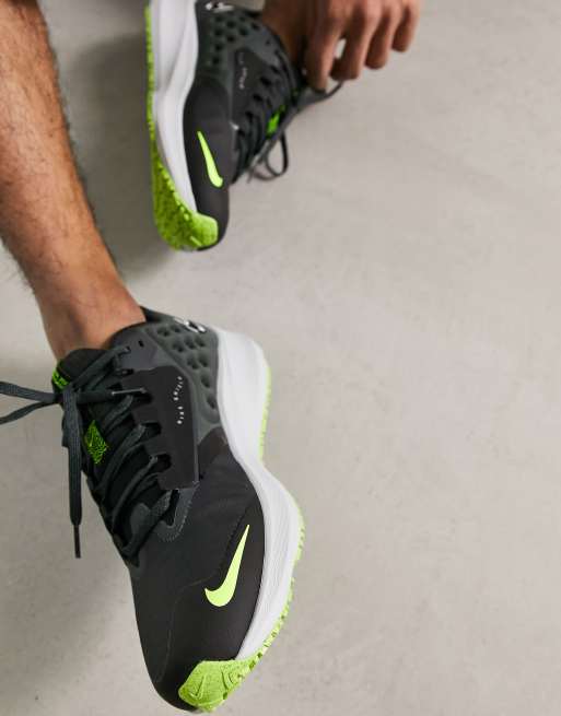 Nike air zoom pegasus best sale shield mens