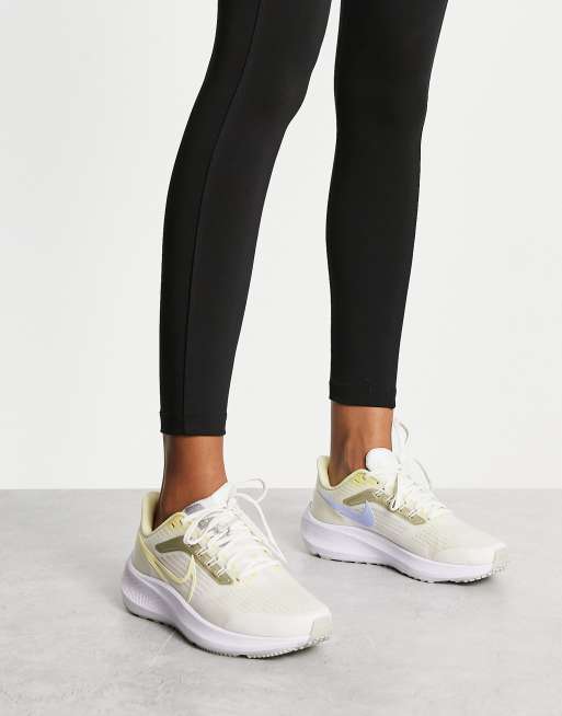 Nike Running – Air Zoom Pegasus 39 – Sneaker in Gelb, 4 von 4