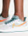 Thumbnail 3 van 4