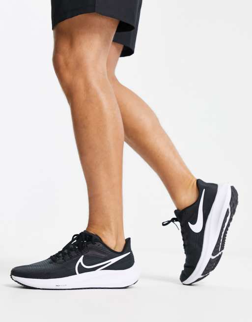 Nike Running - Air Zoom Pegasus 39 - Sneakers in zwart en wit