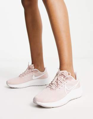 Light pink outlet nike trainers