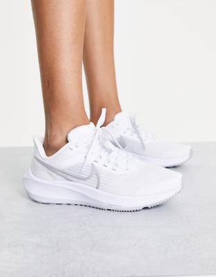 nike running white trainers