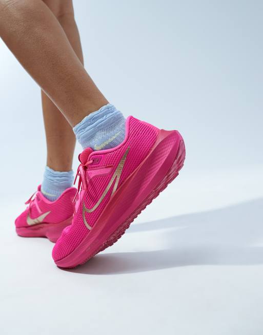 Nike Running Air Zoom Pegasus 40 Sneaker in Fierce Rosa