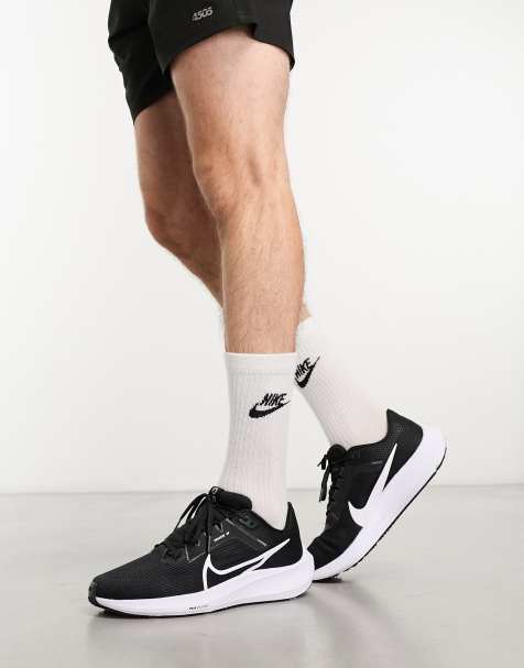 Nike Running Air Zoom Pegasus 40 trainers in black and white - view 1