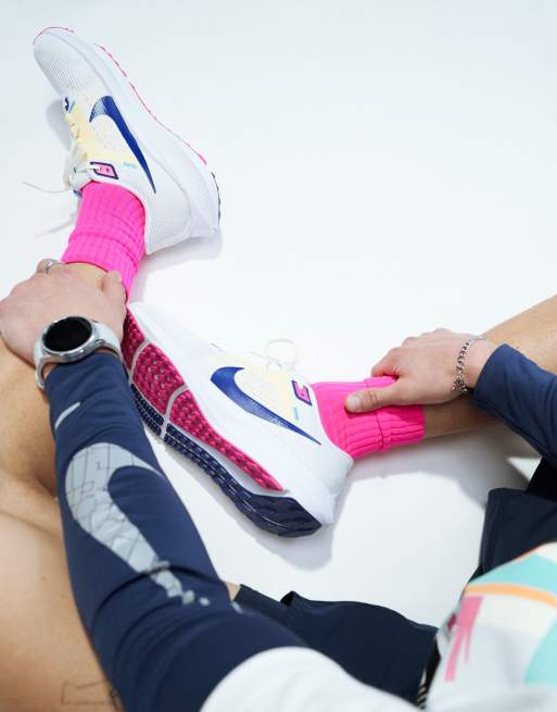 Nike Running Air Zoom Pegasus 40 trainers in white 