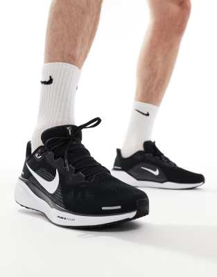 Air Zoom Pegasus 41 sneakers in black and white