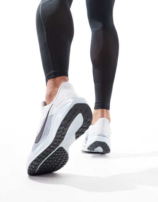 Nike Running Shoes Outfit Outfits With Black Running Shoes Top