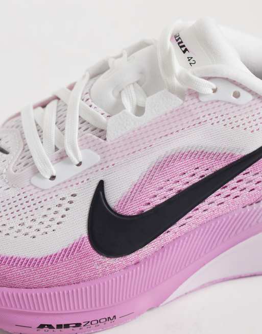 Nike Running Air Zoom Pegasus 42 sneakers i vitt och rosa, 2 av 5