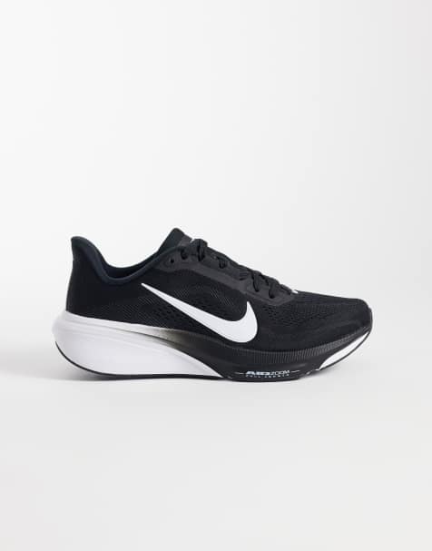 Nike Running - Air Zoom Pegasus 42 - Sorte og hvide sneakers - view 1