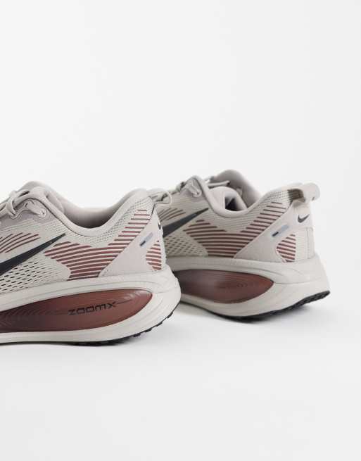Nike Running Air Zoom Pegasus 42 trainers in grey, 4 of 5